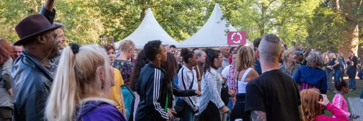 2019 Aleks Fotografie 44725627 e300 4b5e ac00 b317b6ca94a3