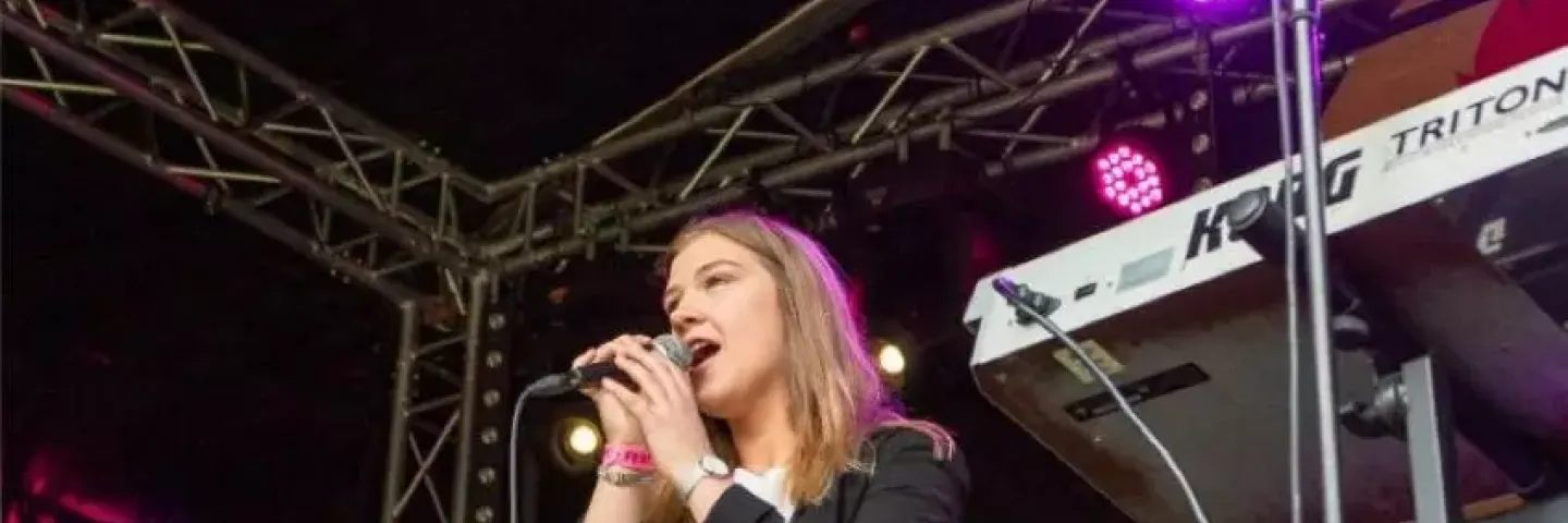 2019 Aleks Fotografie 656b18f5 3e18 419c a018 73970ba57f1e