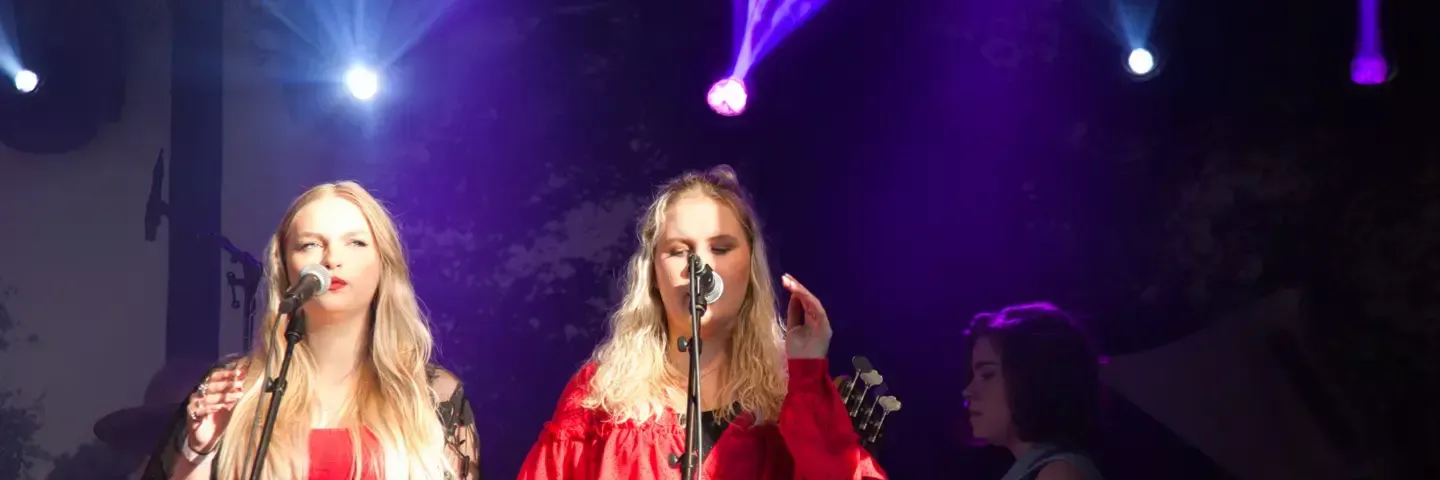 2023 Aleks Fotografie d75fd3c4 9781 441f 90b2 ed03862aa1e0